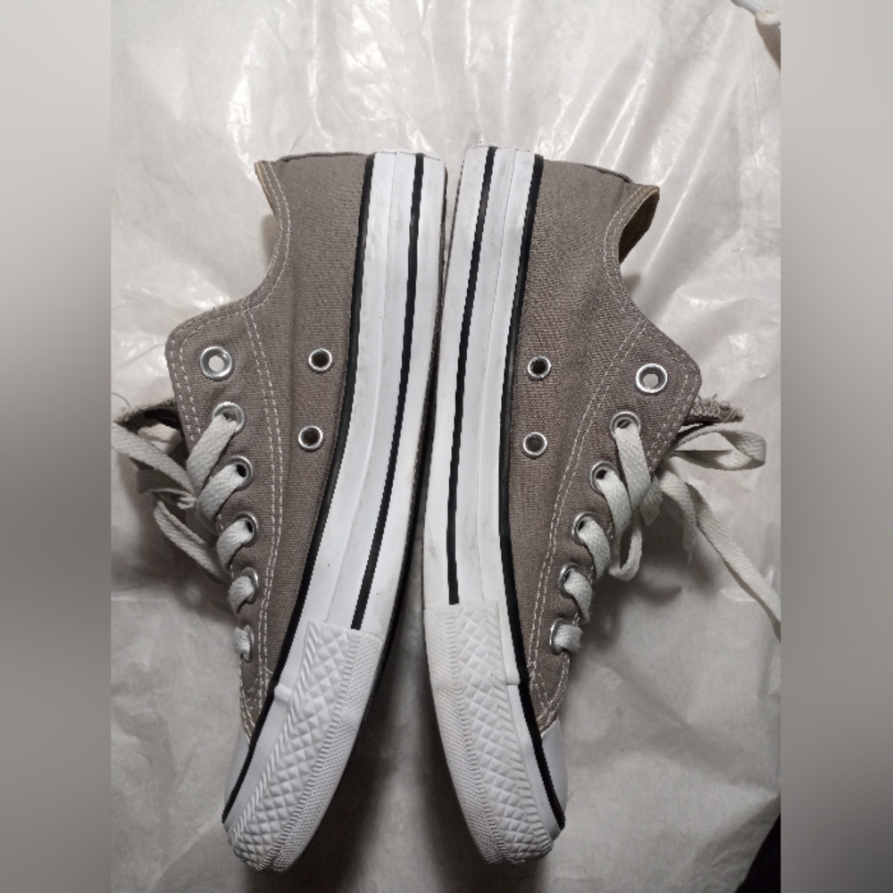Converse Gray and White Low-Top Sneakers - Picture 2 of 9